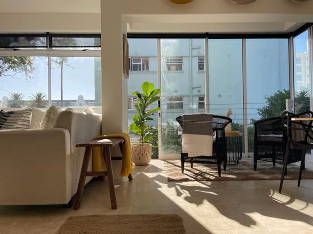 To Let 3 Bedroom Property for Rent in Sea Point Western Cape